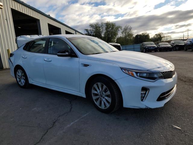 VIN 5XXGT4L31JG202848 2018 KIA Optima, LX no.4