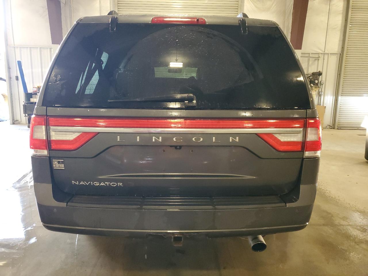 Lot #3029374685 2017 LINCOLN NAVIGATOR