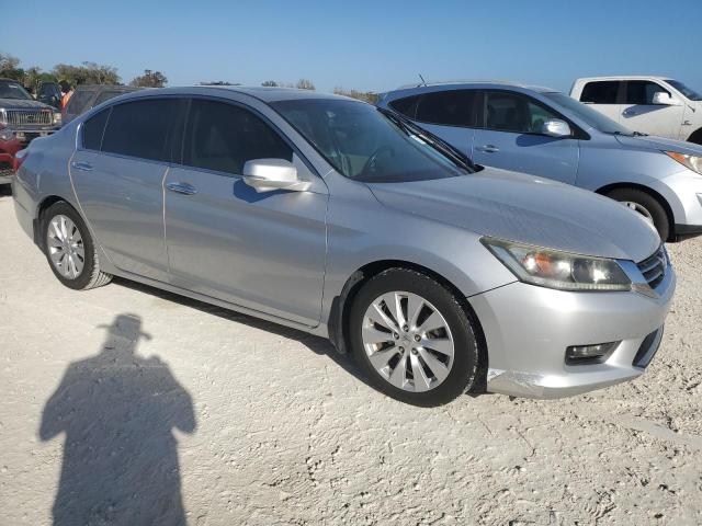 VIN 1HGCR2F8XFA202781 2015 Honda Accord, Exl no.4