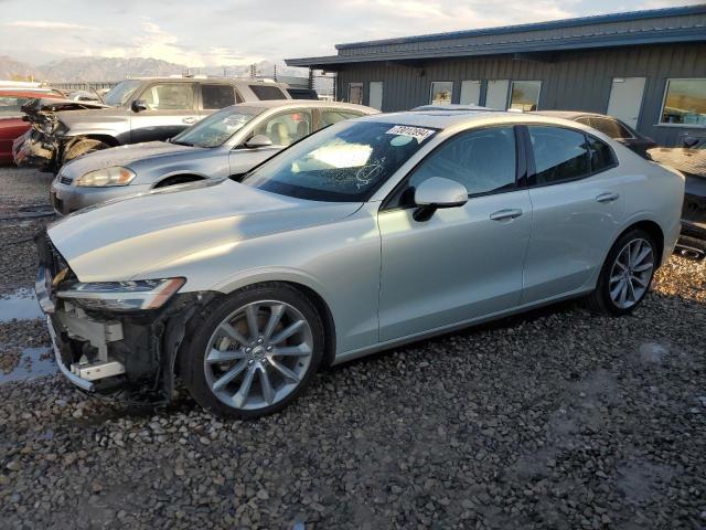 VIN 7JR102FK9KG017254 2019 Volvo S60, T5 Momentum no.1