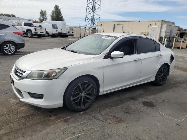 VIN 1HGCR2F51FA024149 2015 Honda Accord, Sport no.1