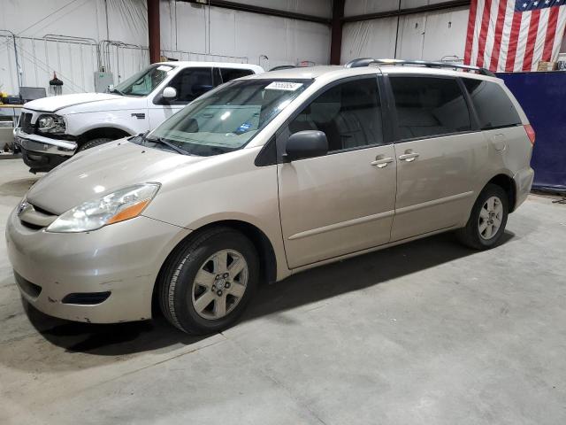 TOYOTA SIENNA CE