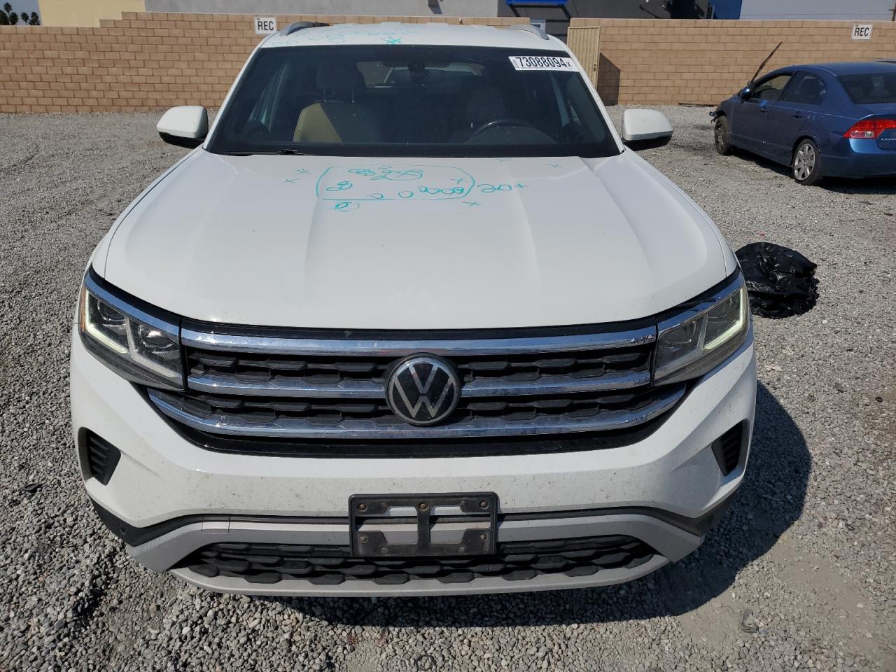 Lot #2904943809 2020 VOLKSWAGEN ATLAS CROS