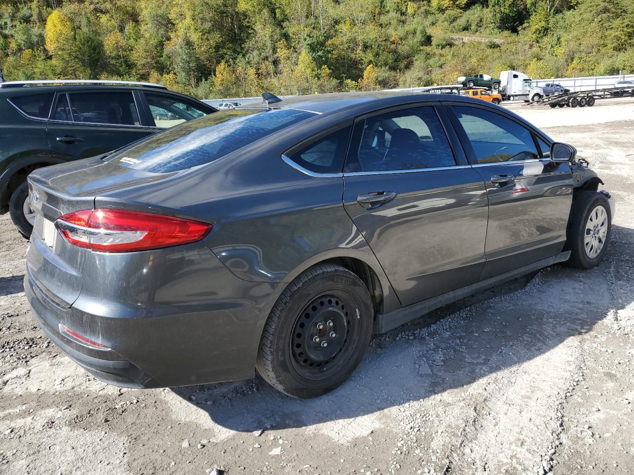 Lot #2945565133 2020 FORD FUSION S