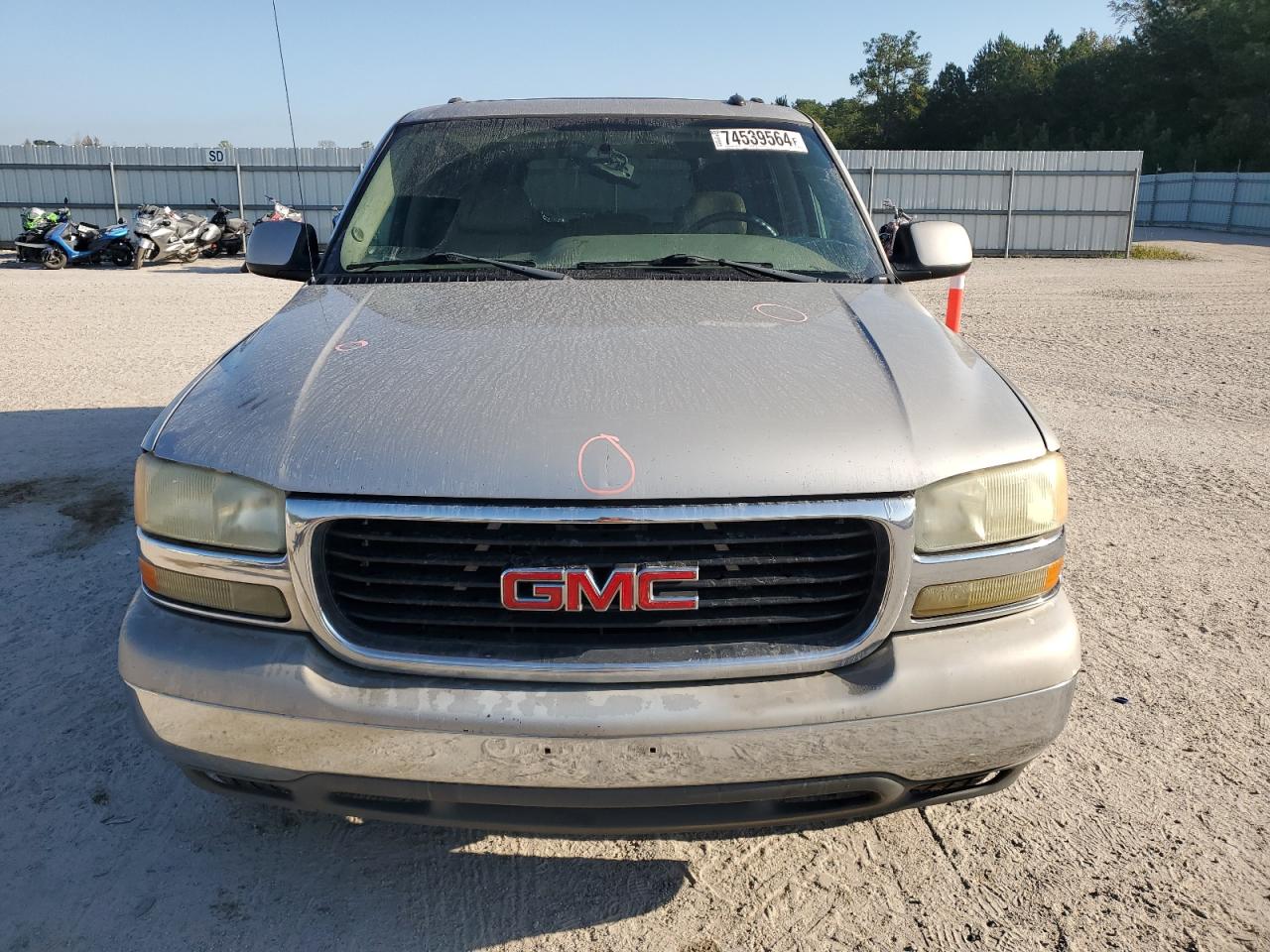 Lot #2904926153 2004 GMC YUKON XL C