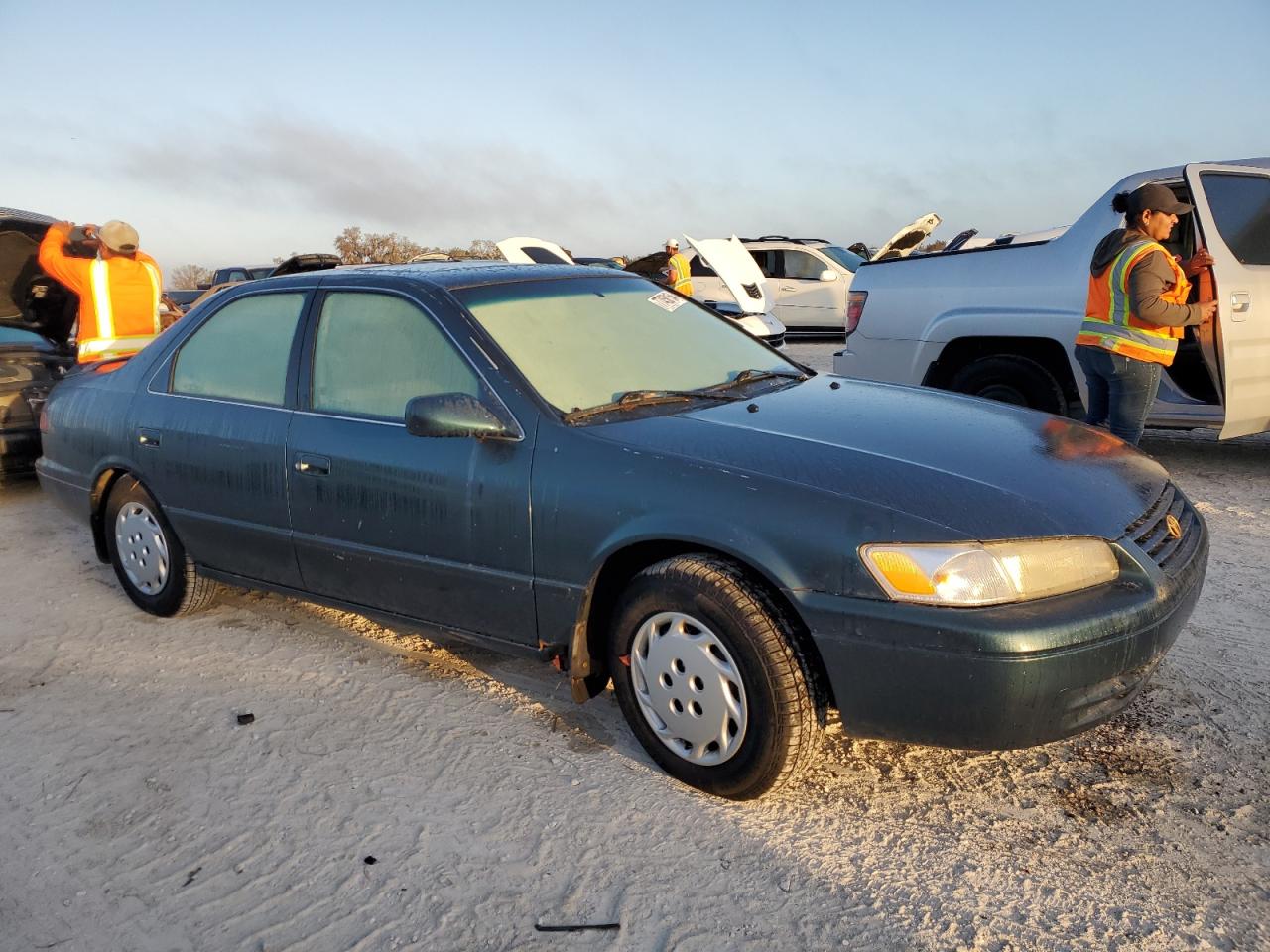 Lot #3029726718 1998 TOYOTA CAMRY CE