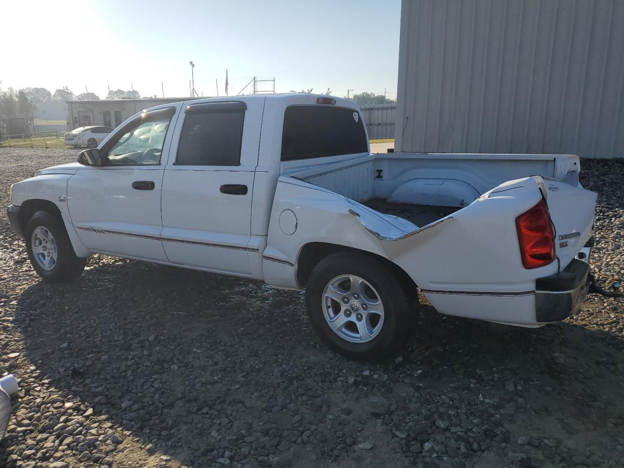 Lot #2938129913 2005 DODGE DAKOTA QUA