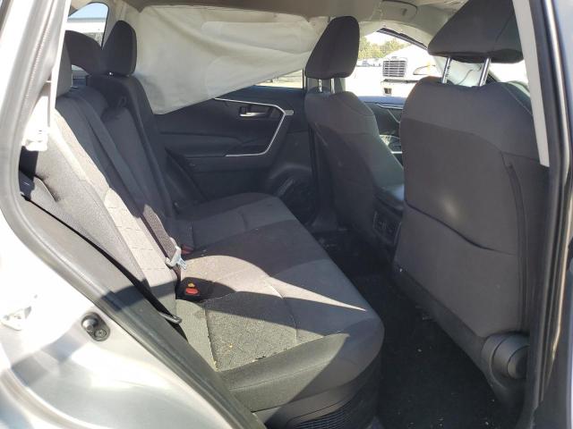 2022 TOYOTA RAV4 XLE - 4T3RWRFV9NU063646