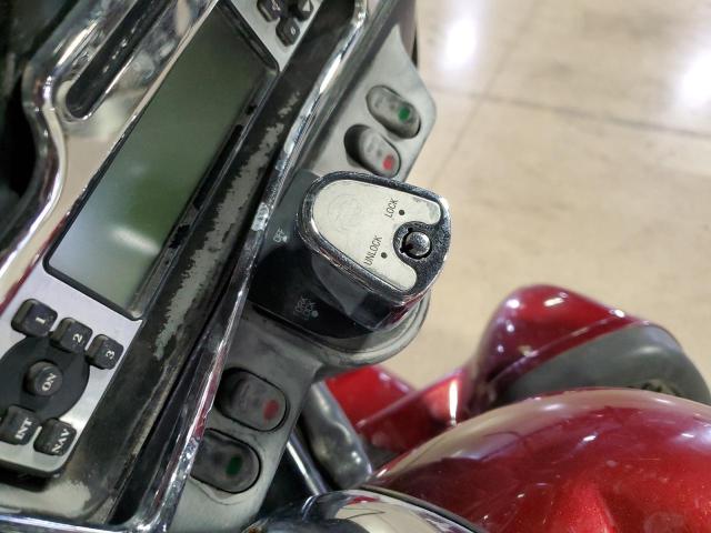 2009 HARLEY-DAVIDSON FLHTCU 1HD1FC4399Y668238
