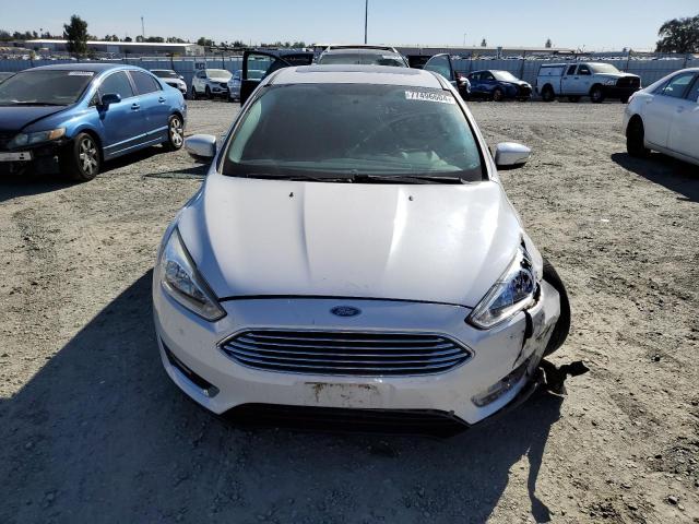 VIN 1FADP3J22GL227414 2016 Ford Focus, Titanium no.5