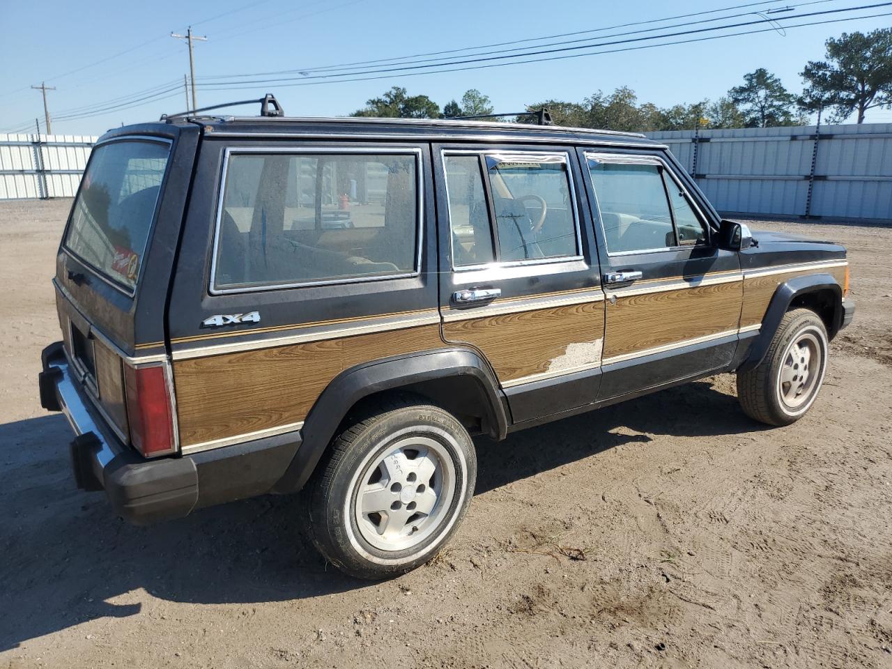 Lot #2918694841 1987 JEEP WAGONEER L