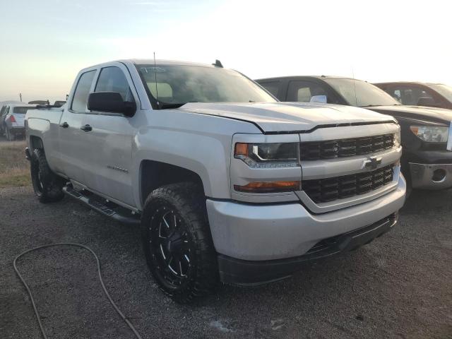 VIN 2GCVKMEC5K1209896 2019 Chevrolet Silverado, K15... no.4