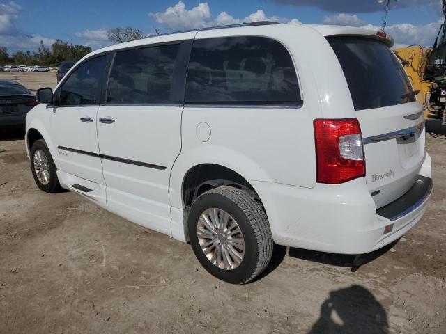 VIN 2C4RC1GG5FR571649 2015 Chrysler Town and Countr... no.2