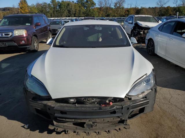 2015 TESLA MODEL S 70 5YJSA1S22FF090322