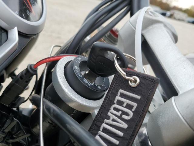 2015 TRIUMPH MOTORCYCLE SPEED TRIP - SMTN01PK9FJ677717