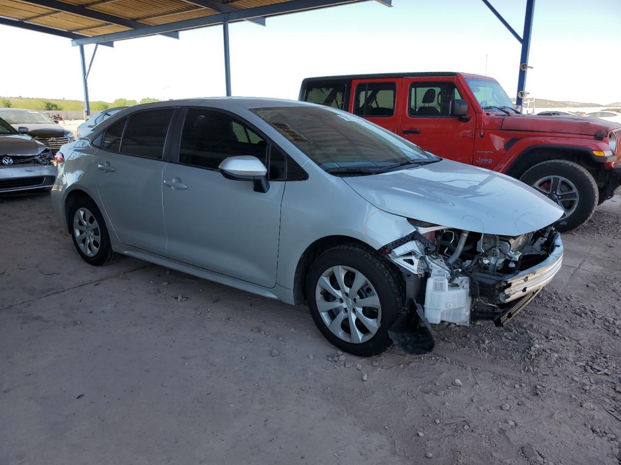 Lot #2989082973 2022 TOYOTA COROLLA LE