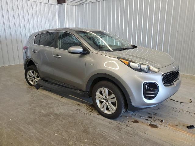 VIN KNDPMCAC3K7618663 2019 KIA Sportage, LX no.4