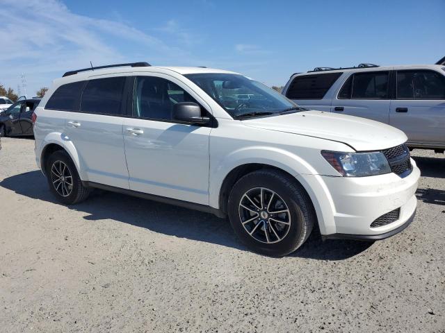 VIN 3C4PDCAB2JT532424 2018 Dodge Journey, SE no.4