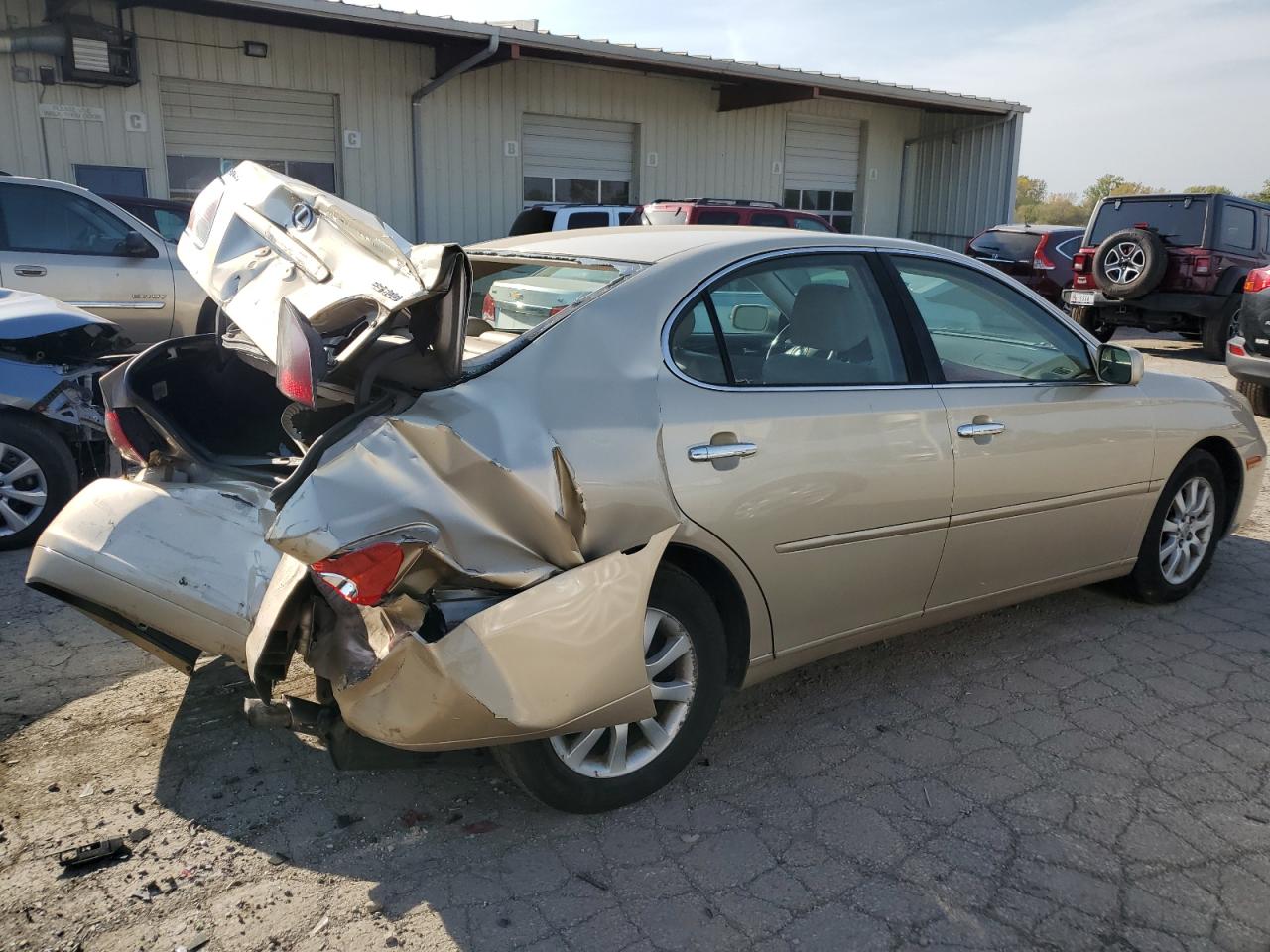 Lot #2919082624 2002 LEXUS ES 300