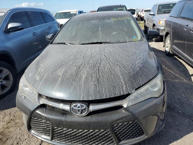 VIN 4T1BF1FK2GU257519 2016 Toyota Camry, LE no.5