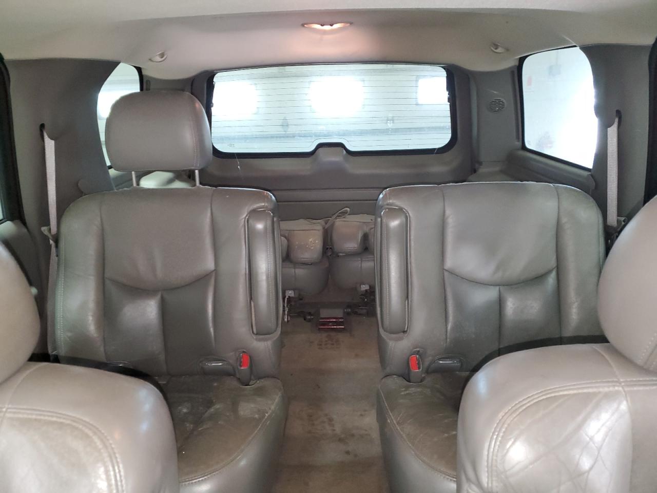 Lot #2986722217 2004 GMC YUKON DENA