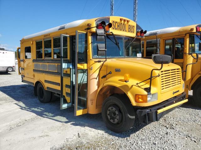 INTERNATIONAL 3000 3800 2001 yellow bus diesel 1HVBBABM81H305400 photo #1