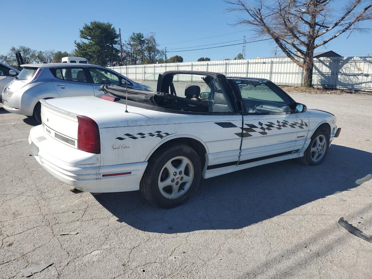 Lot #2960161156 1993 OLDSMOBILE CUTLASS SU