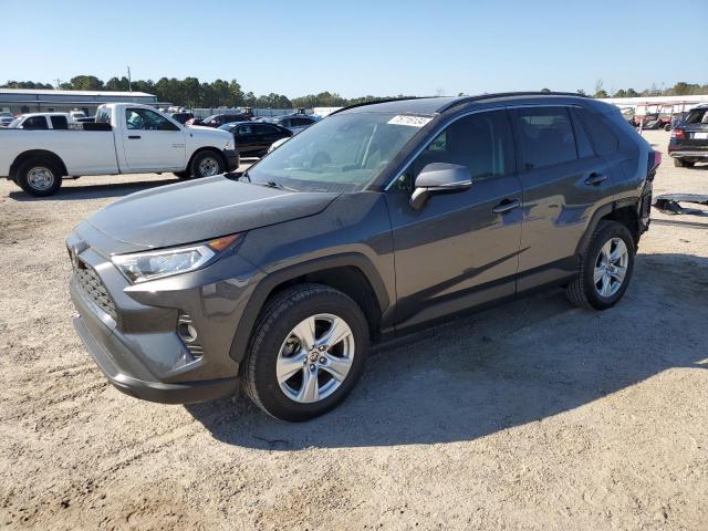 2021 TOYOTA RAV4 XLE - JTMW1RFV9MD071369