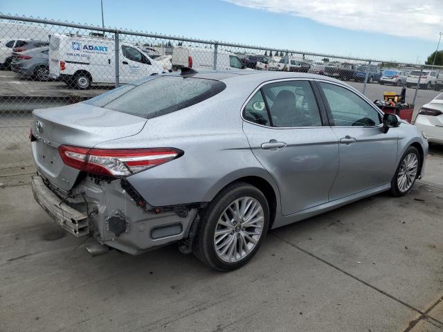 VIN 4T1B11HK8JU106266 2018 Toyota Camry, L no.3