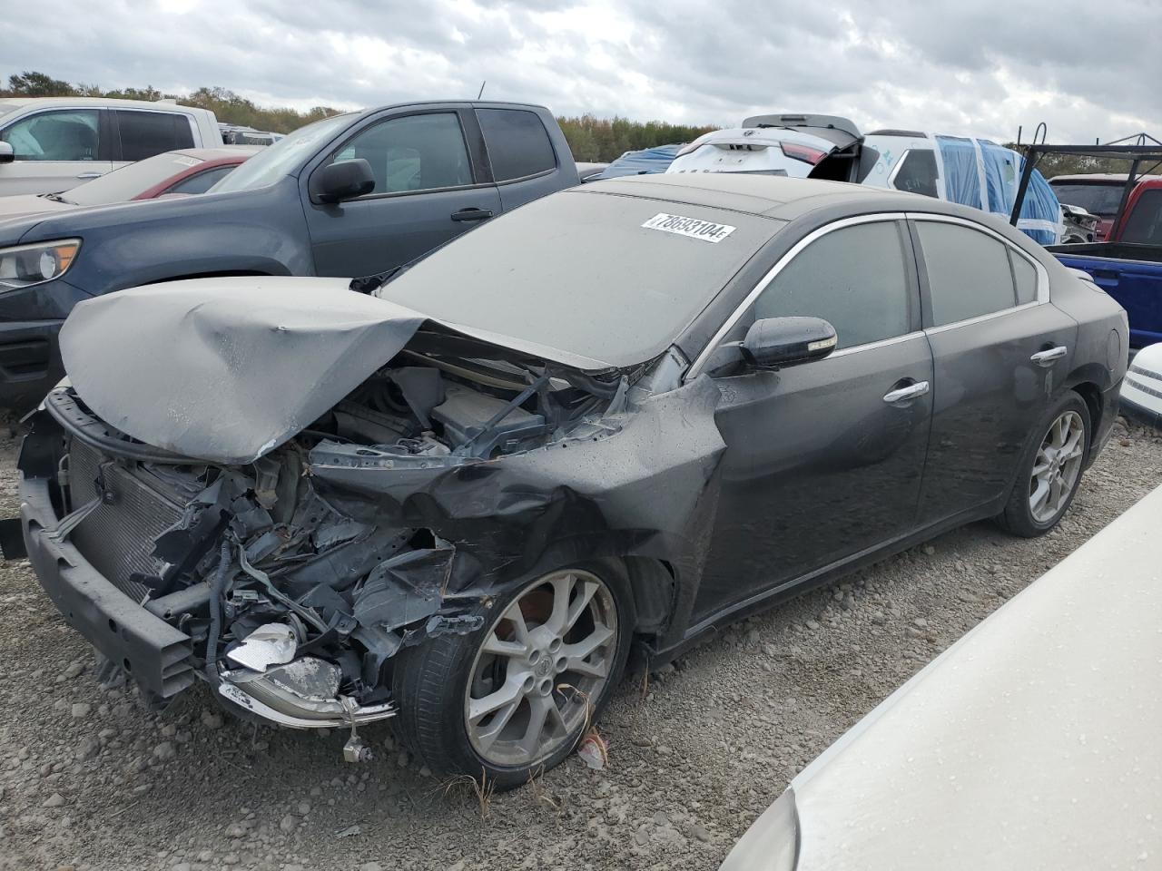 NISSAN MAXIMA S