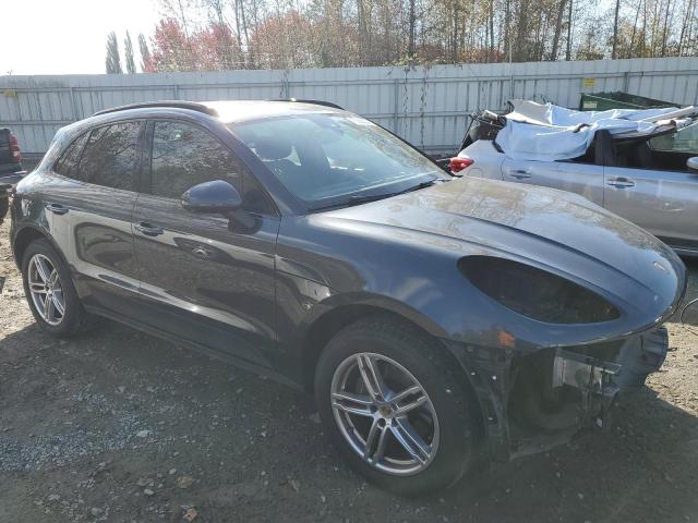 VIN WP1AA2A56HLB82187 2017 Porsche Macan no.4