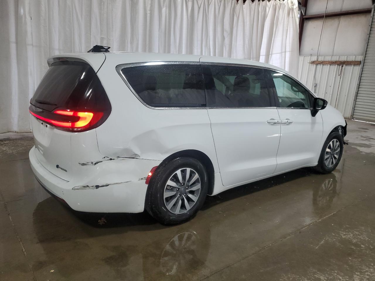 Lot #2965420151 2024 CHRYSLER PACIFICA H