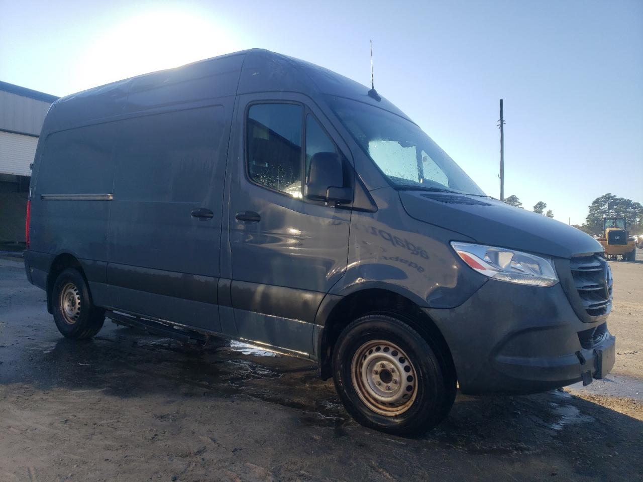 Lot #2919170676 2019 MERCEDES-BENZ SPRINTER 2