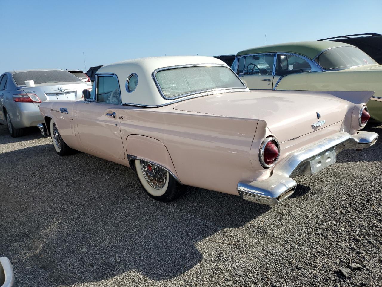 Lot #2989300308 1957 FORD THUNDERBIR