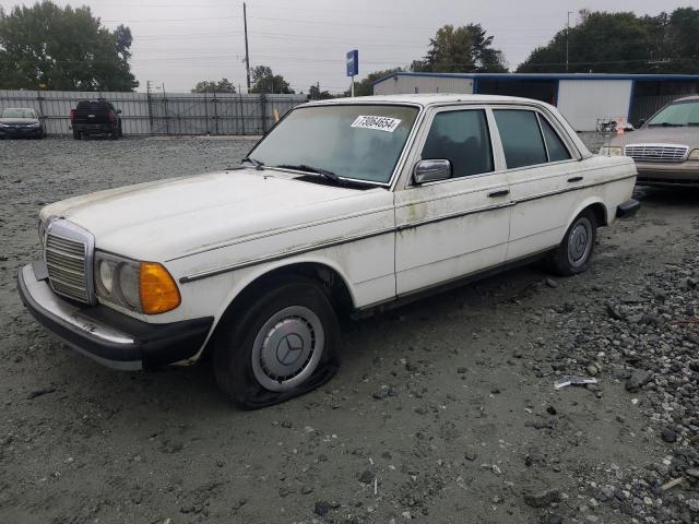 1978 MERCEDES-BENZ 240 CLASS #3009410558