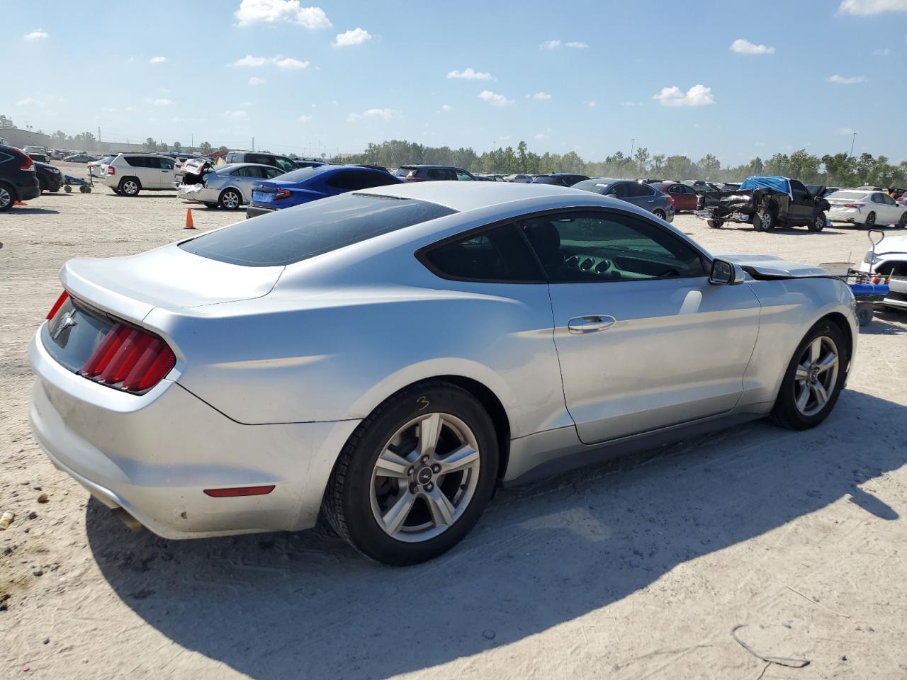 Lot #2996541537 2015 FORD MUSTANG