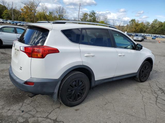 VIN 2T3BFREV9FW358394 2015 Toyota RAV4, LE no.3