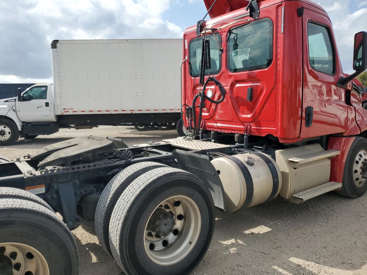 Lot #2960396749 2020 FREIGHTLINER CASCADIA 1