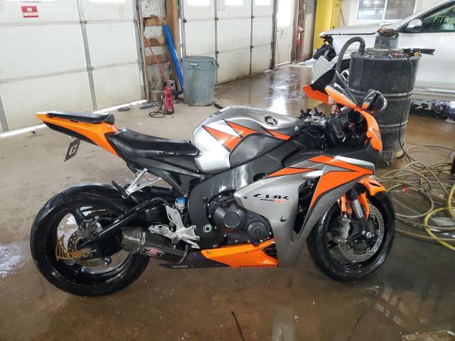 2010 HONDA CBR1000 RR #2940711414