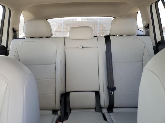 2018 VOLKSWAGEN TIGUAN SE - 3VV2B7AX8JM209784