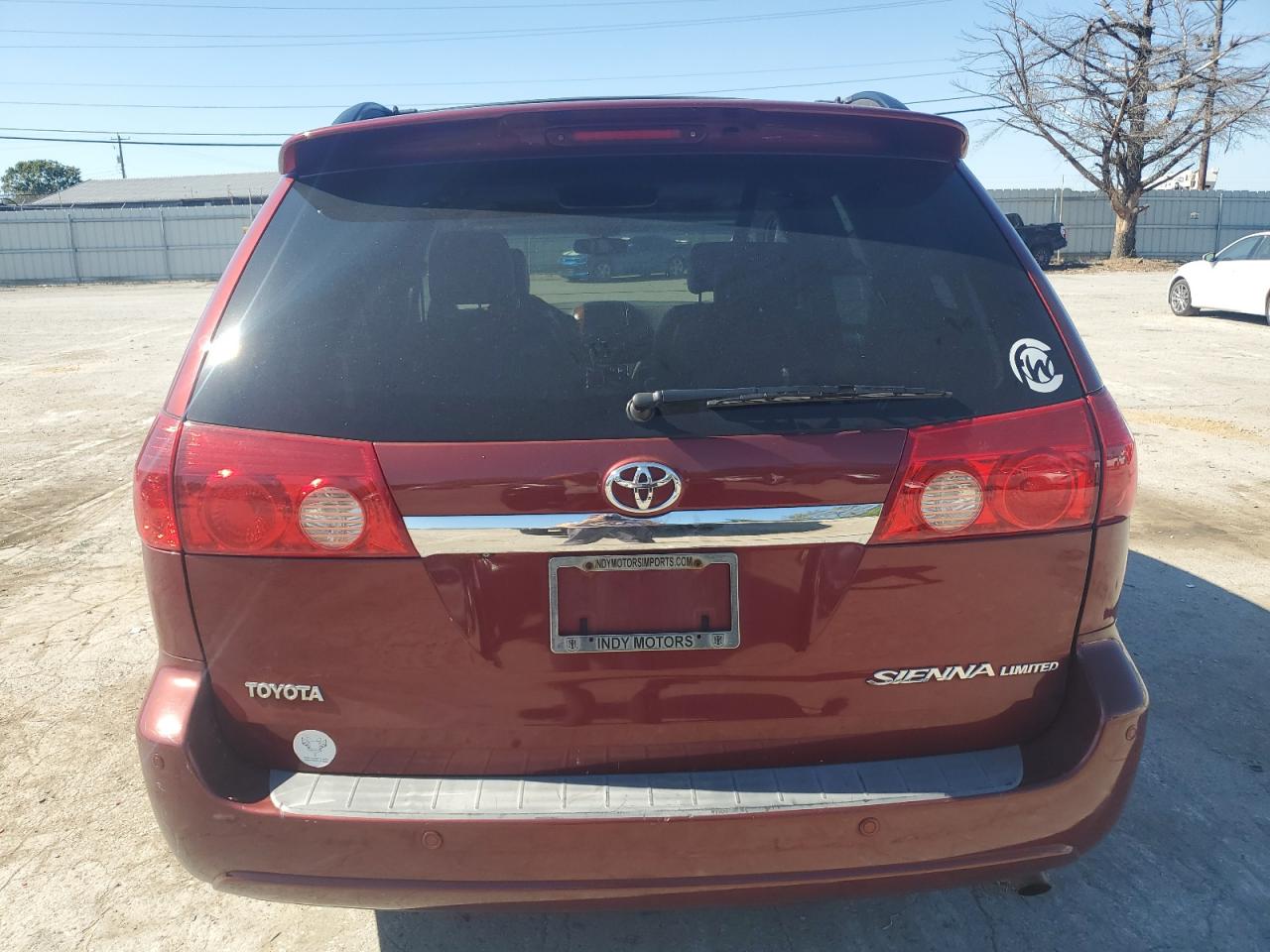 Lot #2907414017 2006 TOYOTA SIENNA XLE