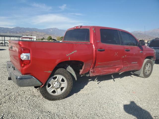 VIN 5TFEY5F18JX237193 2018 Toyota Tundra, Crewmax Sr5 no.3