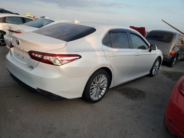 2018 TOYOTA CAMRY HYBR - 4T1B21HK1JU508997