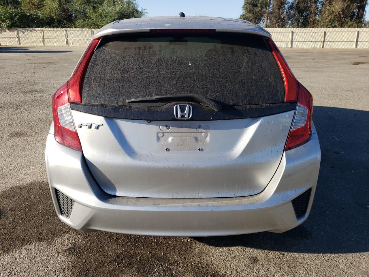 Lot #3028516911 2016 HONDA FIT LX