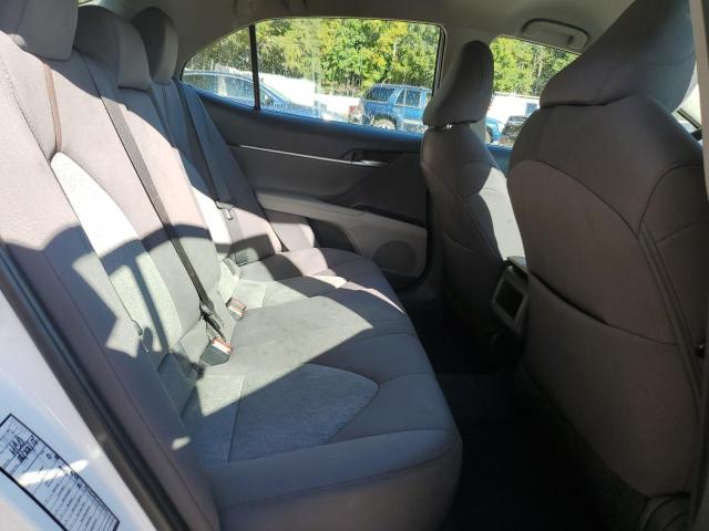 2018 TOYOTA CAMRY L - 4T1B11HK1JU564165