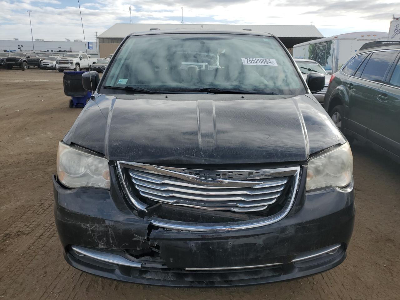 Lot #2952650177 2014 CHRYSLER TOWN & COU