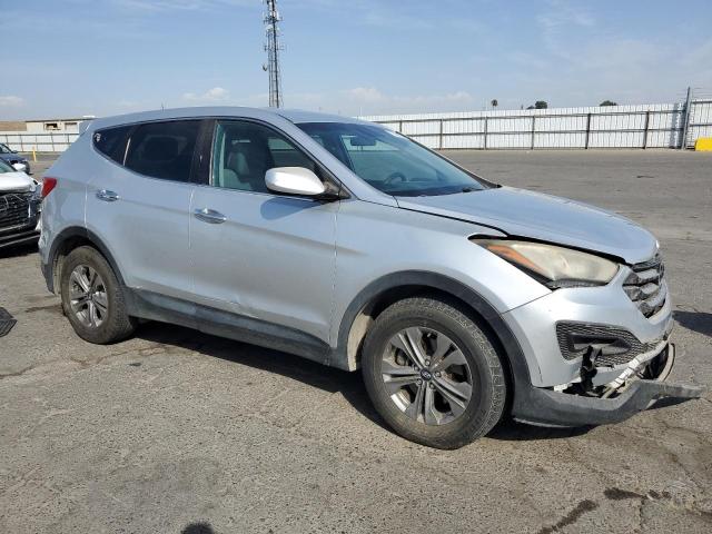 VIN 5XYZTDLB2GG318807 2016 HYUNDAI SANTA FE no.4