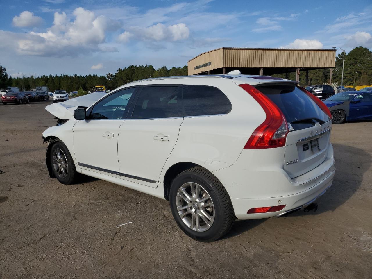 Lot #2962107149 2014 VOLVO XC60 3.2