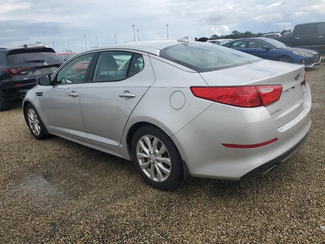 VIN 5XXGN4A75FG373240 2015 KIA Optima, EX no.2