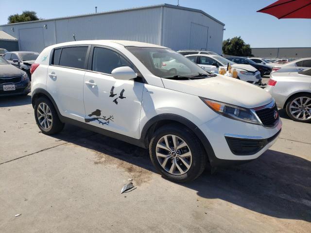 VIN KNDPBCAC2G7869512 2016 KIA Sportage, LX no.4